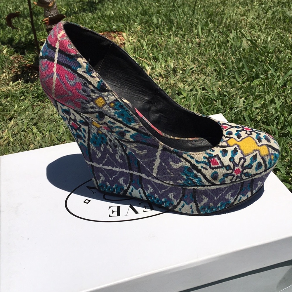 Women's Steve Madden wedges